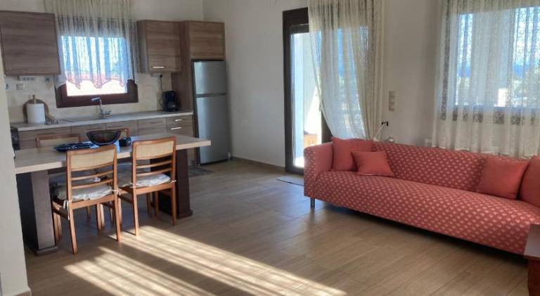 Villa with 2 rooms for 4 persons in Sithonia