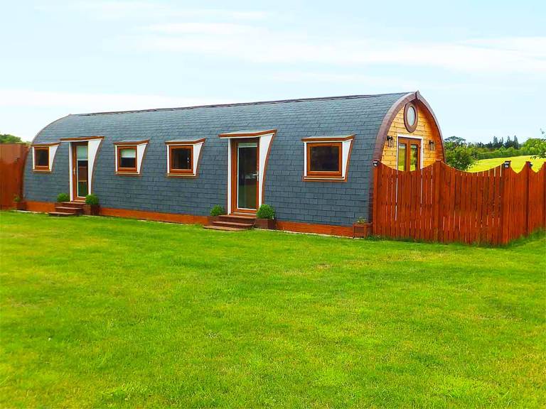Cabin Trowse Newton