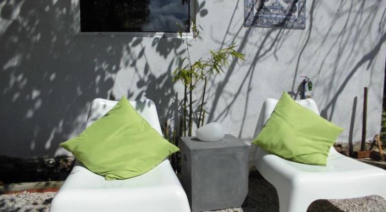 Family-friendly villa with yard & patio | Pets allowed — photo 3