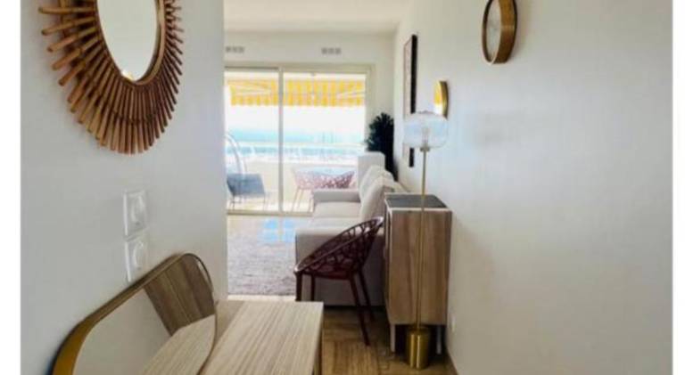 Apartment with terrace — photo 4