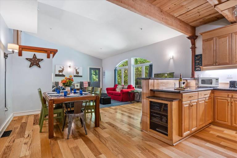House Guerneville