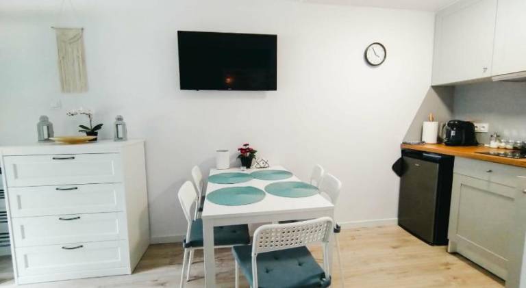 Rental apartment with 1 room for 5 persons — photo 4