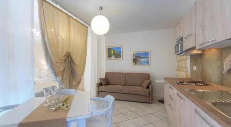 Serviced apartment with garden | Beach nearby | Pets allowed — photo 5