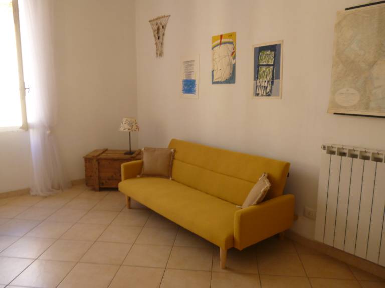 Appartamento con spaziosa terrazza in centro — photo 2