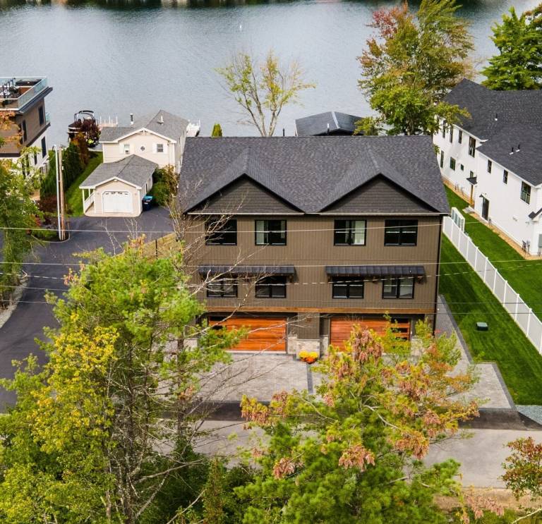 House Lake Winnisquam