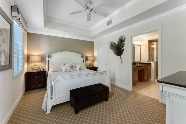 Condo  Four Corners