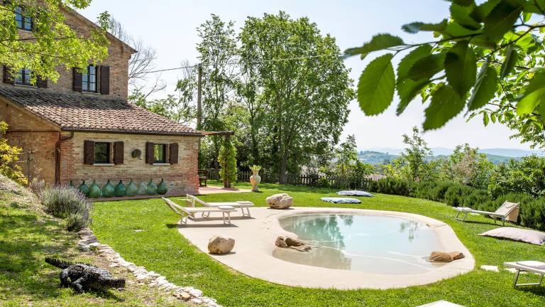 Villa with BBQ, yard & private pool | Pool view | Perfect for remote work — photo 4