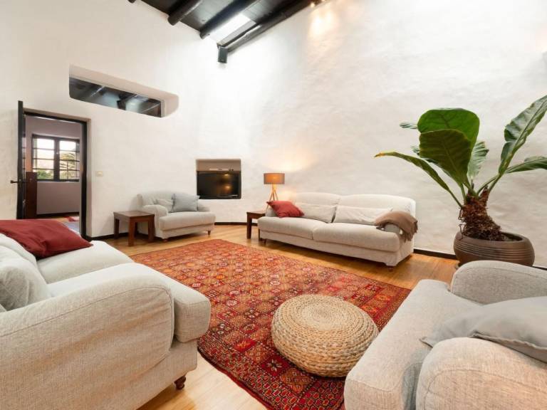 House with yard, terrace & BBQ | Nature view — photo 4