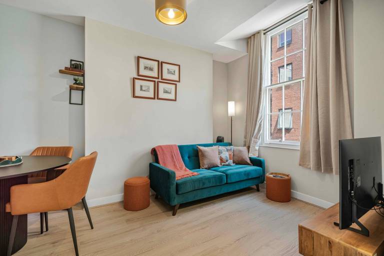 GuestReady Stylish getaway in Liverpool