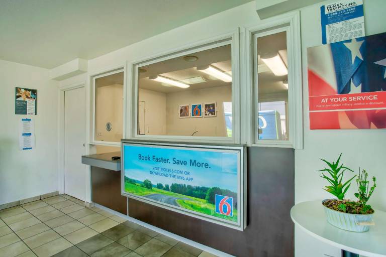 Motel 6 Richland, WA - Kennewick — photo 3