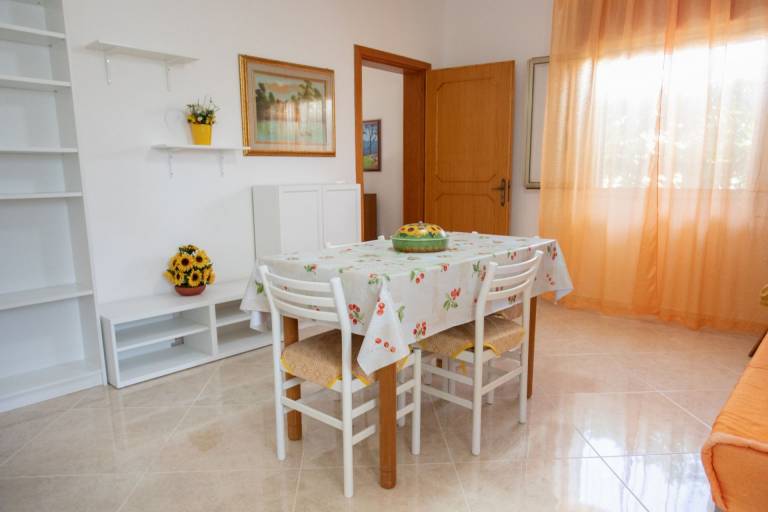 Family-oriented nice vacation home with garden | Beach nearby | Pets allowed — photo 4
