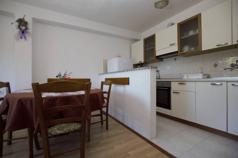 Apartment with barbecue & terrace | Sea view | Pet-friendly — photo 4