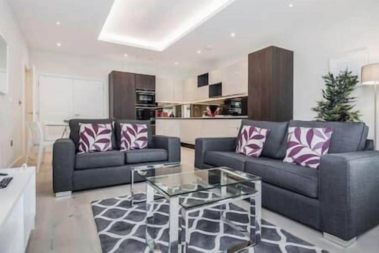 Apartment Hampton Court