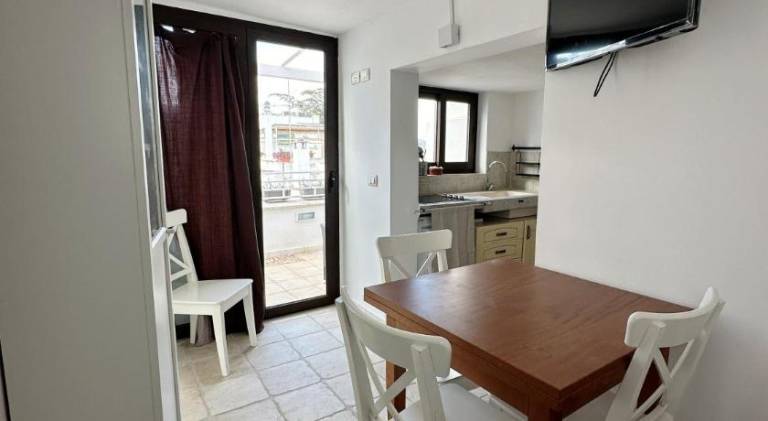 Rental apartment with 2 rooms for 4 persons — photo 4