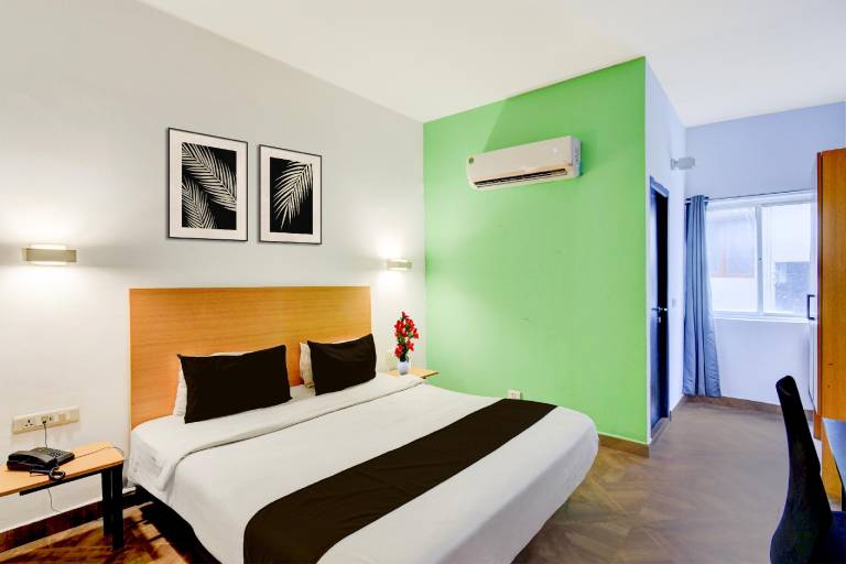 Super Townhouse SR Nagar Metro Station Hyderabad in Banjar