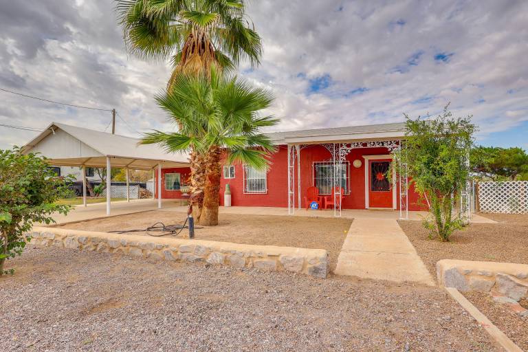 Walk Downtown: Authentic Adobe Home in Las Cruces! in Las Cruces, NM