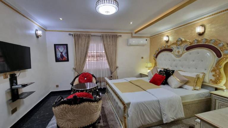 Rental apartment with 2 rooms for 4 persons — photo 3