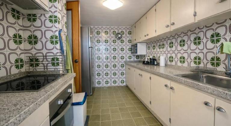 Rental apartment with patio & private pool — photo 5