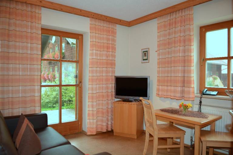 1 x 48 qm Storchennest