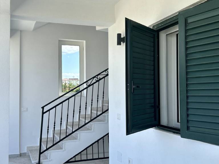 Rental apartment with patio | Perfect for remote work — photo 2