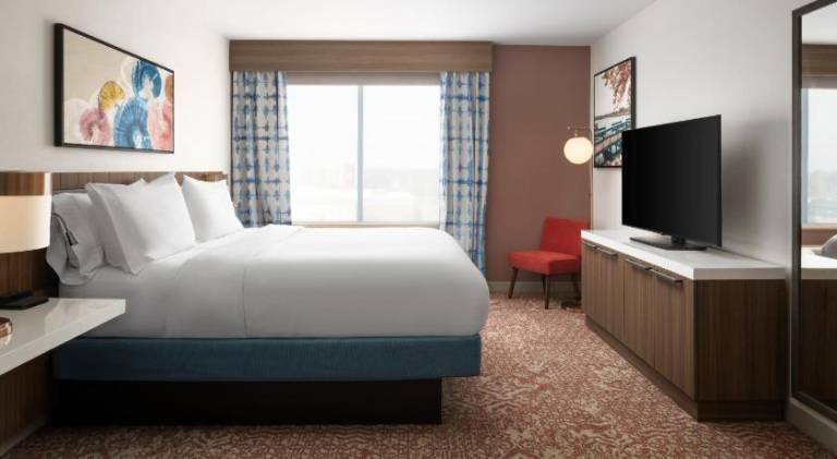 Hilton Garden Inn Virginia Beach Town Center — photo 2