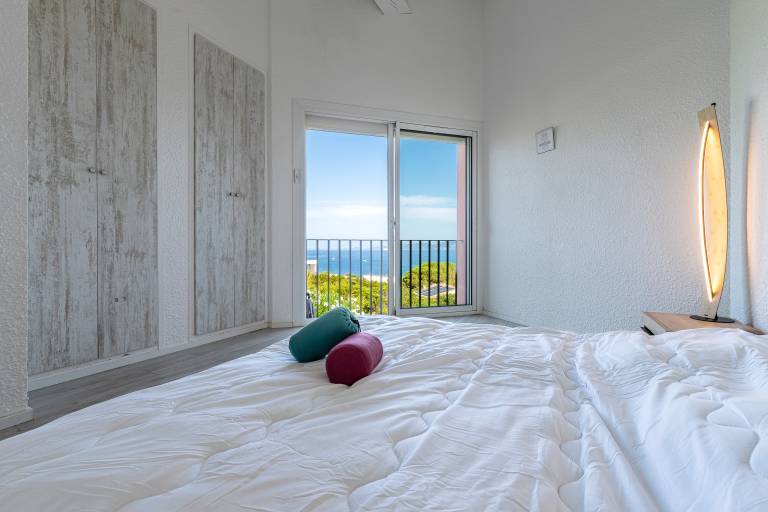 Family-friendly pleasant house with terrace & BBQ | Sea view | Beach nearby | Pet-friendly — photo 2