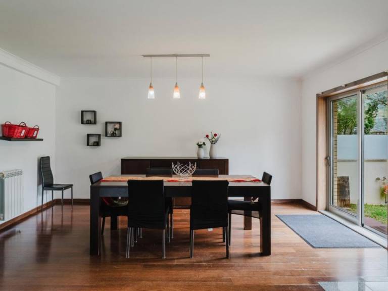 Fully equipped nice villa with pool, yard & grill | Dogs allowed — photo 4