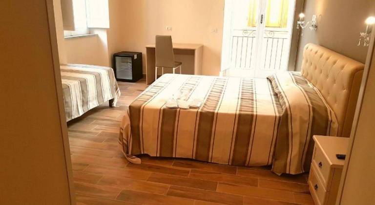 B&B The Tower in Zambrone