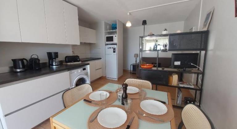 Apartment | Beach nearby | Pets are welcome — photo 2