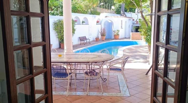 Ample villa with pool | Pet-friendly — photo 3