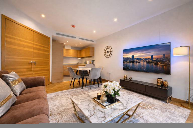 Rental apartment with patio & garden | Sea view — photo 4