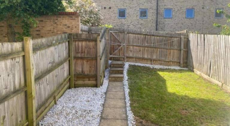 House with 4 rooms for 11 persons in Cambridge