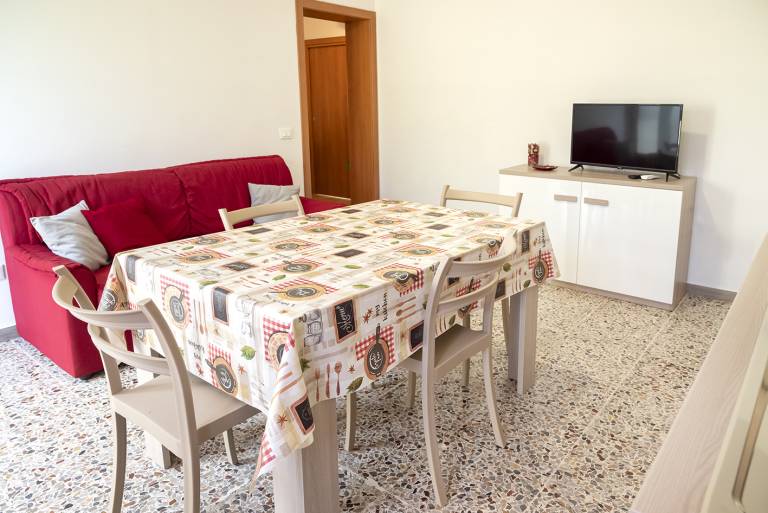 Children-friendly lovely apartment with yard | Garden view | Pets allowed — photo 5