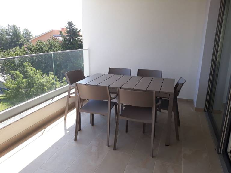 Holiday apartment with BBQ & pool — photo 3
