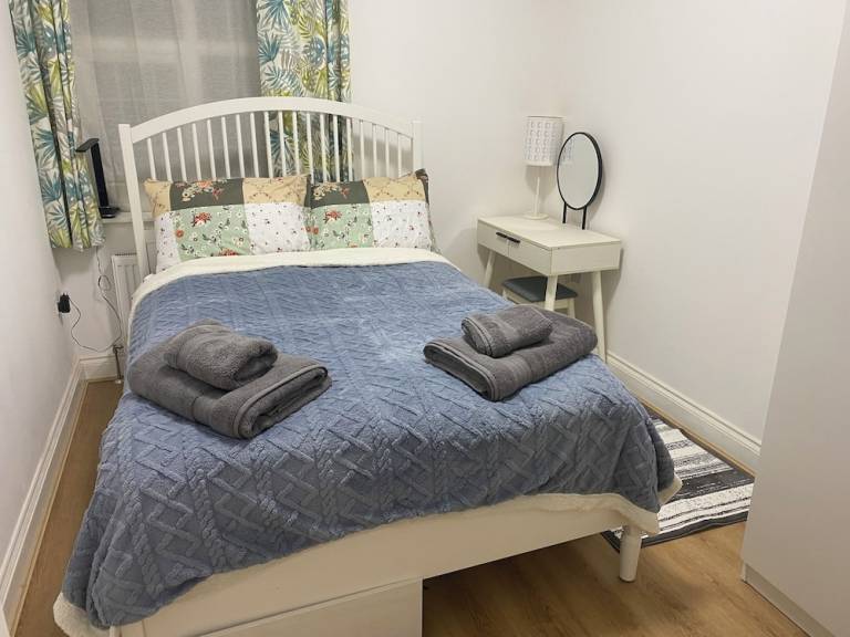 Apartment Egham