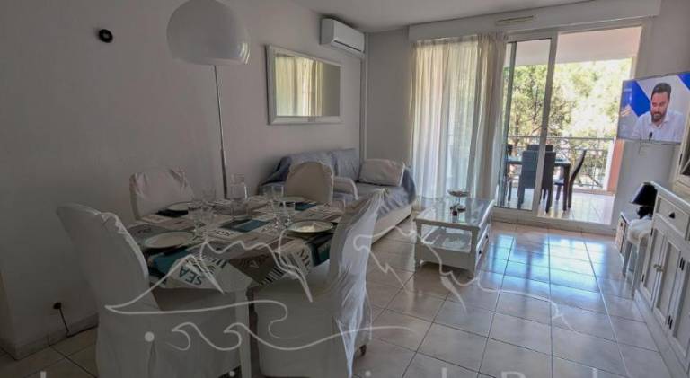 Rental apartment with pool in Fréjus