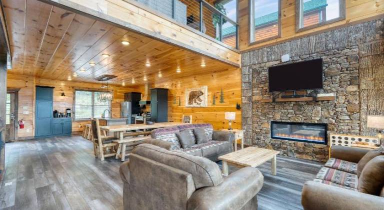 Vacation home with hot tub & pool | Dogs allowed in Sevierville, TN