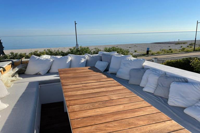 Family-oriented house with terrace, grill & garden | Water view | Close to the beach | Dogs allowed — photo 3