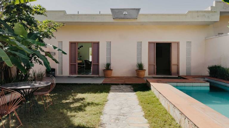 Ferienhaus  Aadrsh Colony