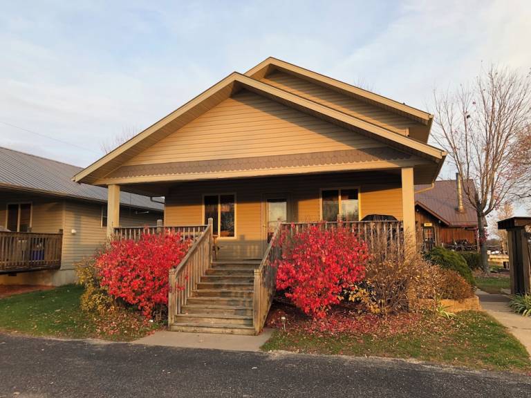 Resort  Cassville