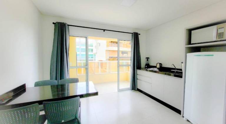 Beautiful serviced apartment with BBQ & terrace | Close to the beach | Perfect for remote work | Dogs allowed — photo 3
