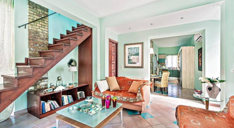 Fully equipped beautiful villa with hot tub, terrace & BBQ | Suitable for remote work | Pets allowed — photo 2