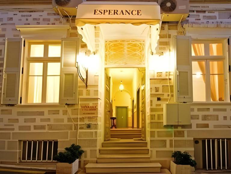 Esperance 2 in Syros