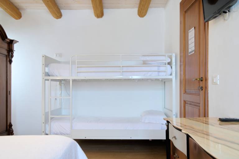 Casina dei Preti - Relais di campagna B&B: Dependance Mandorlo — photo 3