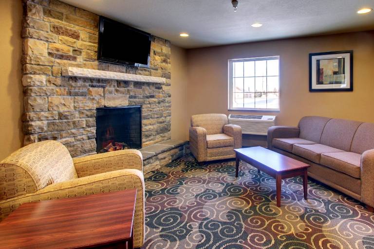 Cobblestone Inn & Suites - Rugby — photo 3