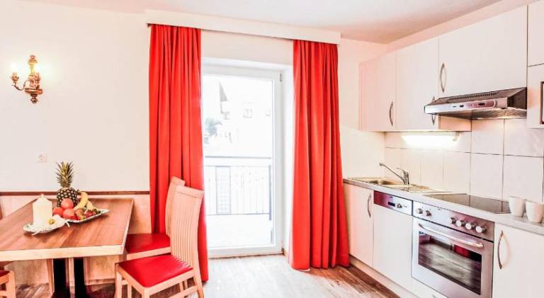 Apartment with 1 room for 4 persons — photo 3