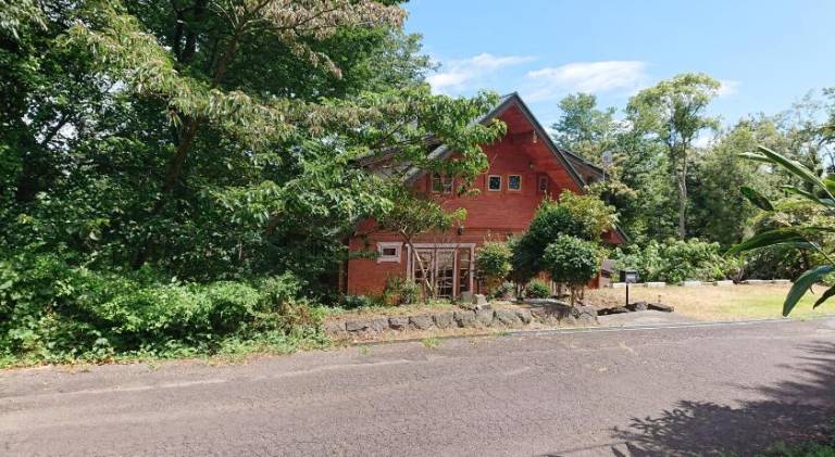 Lovely vacation home with hot tub | Dogs allowed in Ito