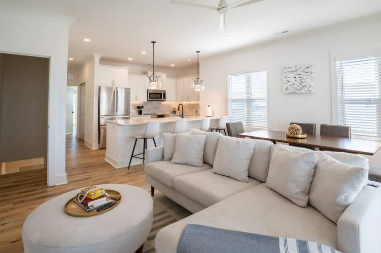 Children-friendly vacation home with garden, barbeque & hot tub | Sea view | Next to the beach | Pets allowed — photo 3