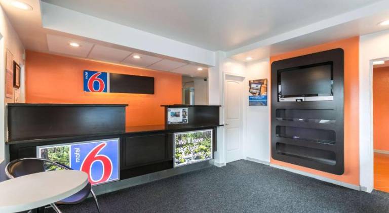 Motel 6 Missoula, MT - University — photo 5