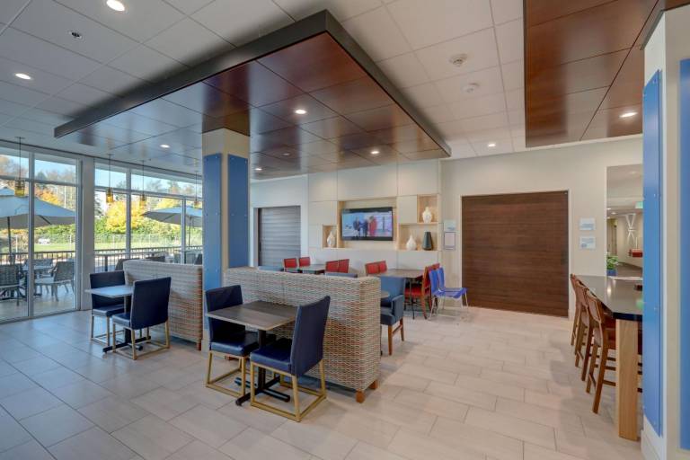 Holiday Inn Express And Suites Auburn Downtown By IHG — photo 3